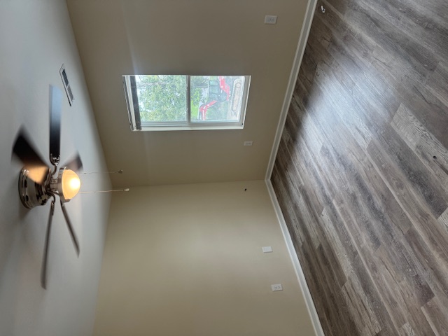 121 Lines Street - 4